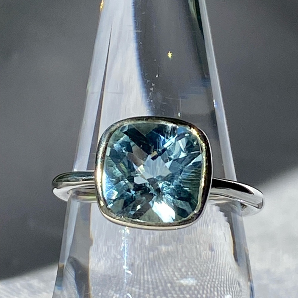 Sterling Silver 925 Blue Topaz Gemstone Cushion Cut Ring Size 6 3/4